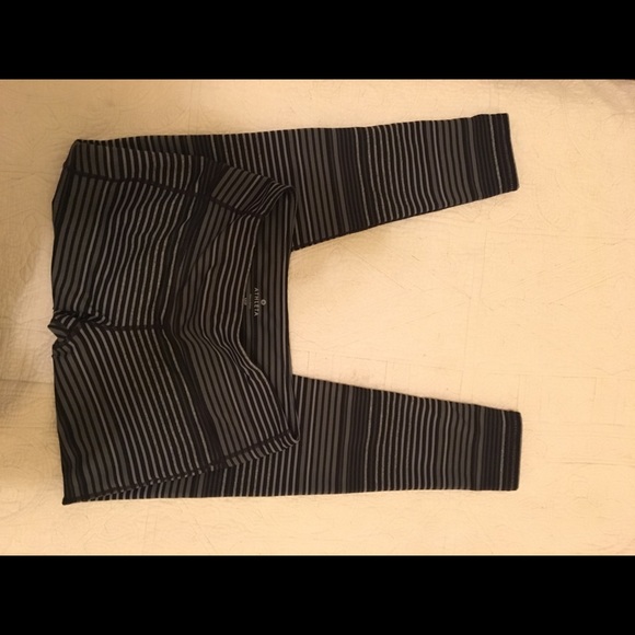 Athleta leggings in medium petite - Picture 2 of 2